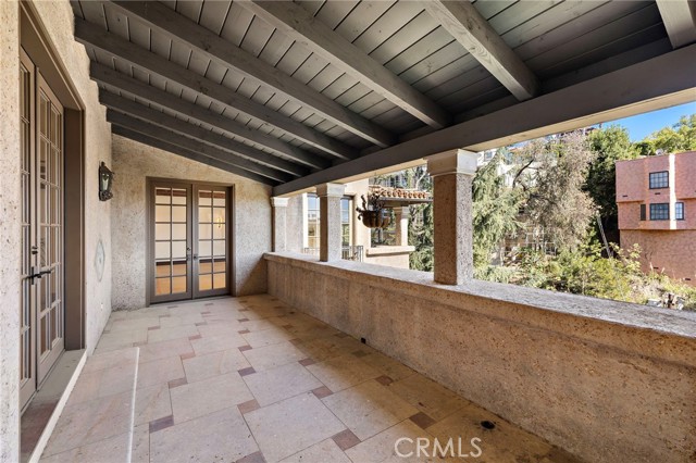 Detail Gallery Image 33 of 74 For 1316 Beverly Grove Pl, Beverly Hills,  CA 90210 - 5 Beds | 7/2 Baths