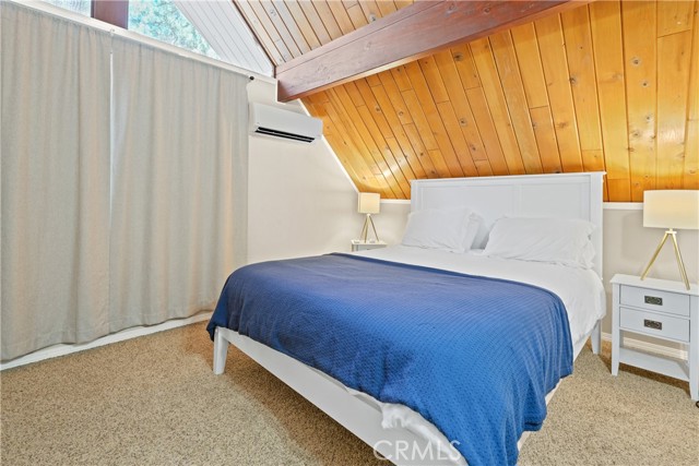 Detail Gallery Image 37 of 45 For 43032 Sunset Dr, Big Bear Lake,  CA 92315 - 3 Beds | 3 Baths
