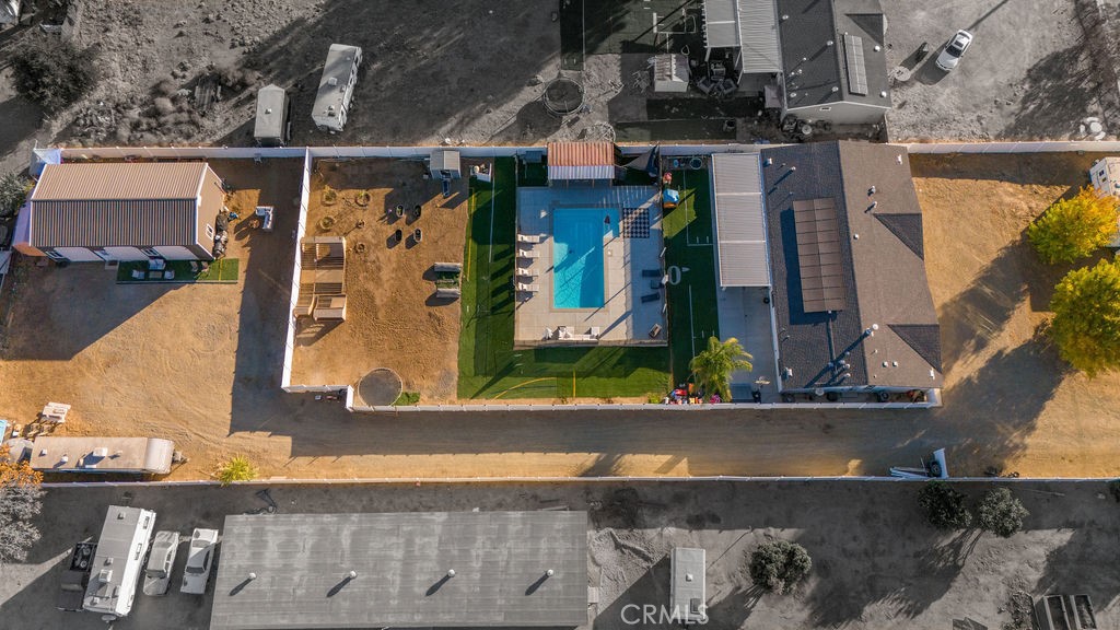 https://media.crmls.org/medias/acc541a2-d36d-4f9b-8fce-d6c4b71d92dd.jpg?preset=X-Large