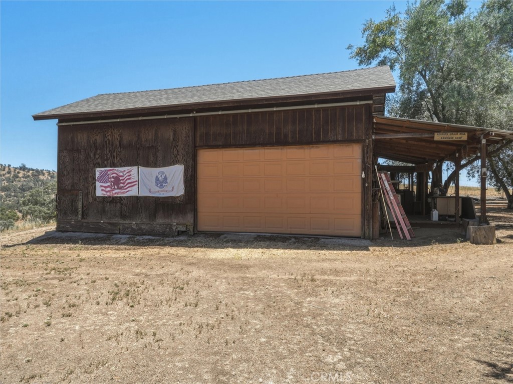 https://media.crmls.org/medias/acc5afcb-5037-41df-8c71-bb46c08893de.jpg?preset=X-Large