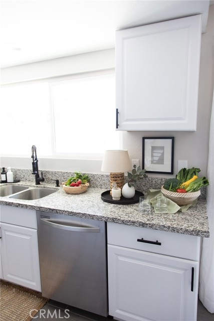 Detail Gallery Image 11 of 54 For 62146 Crestview, Joshua Tree,  CA 92252 - 3 Beds | 2 Baths