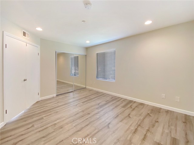 Detail Gallery Image 14 of 26 For 23270 Orange Ave #2,  Lake Forest,  CA 92630 - 3 Beds | 2 Baths