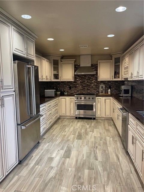 Detail Gallery Image 2 of 15 For 6548 Steven, San Bernardino,  CA 92407 - 4 Beds | 2 Baths