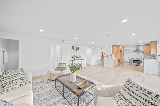 Detail Gallery Image 20 of 68 For 12361 Caravel, Cerritos,  CA 90703 - 5 Beds | 3 Baths