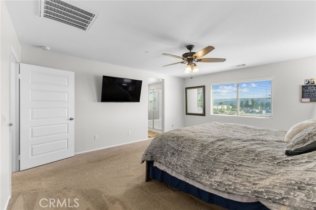 Image 16 of 39 For 6060 Mariposa Drive