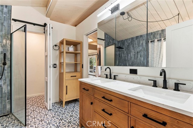 771 Silver Tip Drive, Big Bear Lake, CA 92315