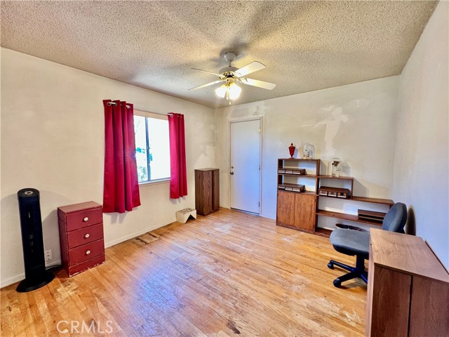 8675 Colorado Avenue, Riverside CA: https://media.crmls.org/medias/acc94fb2-4e42-4218-8374-bc4daf5ac9d3.jpg