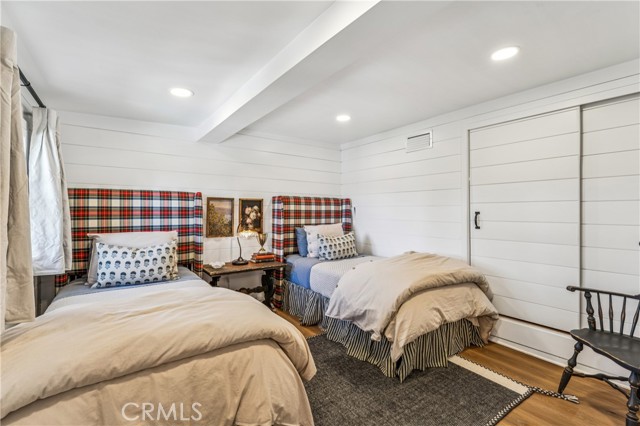 28901 Palisades, Lake Arrowhead, CA 92352