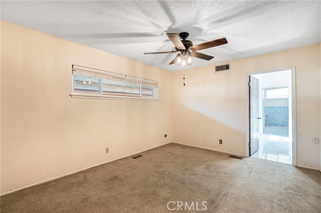 Detail Gallery Image 24 of 39 For 5694 N Winchester, Fresno,  CA 93704 - 3 Beds | 3 Baths