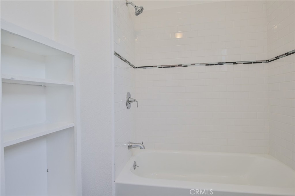 MLS #DW25270654 image #12