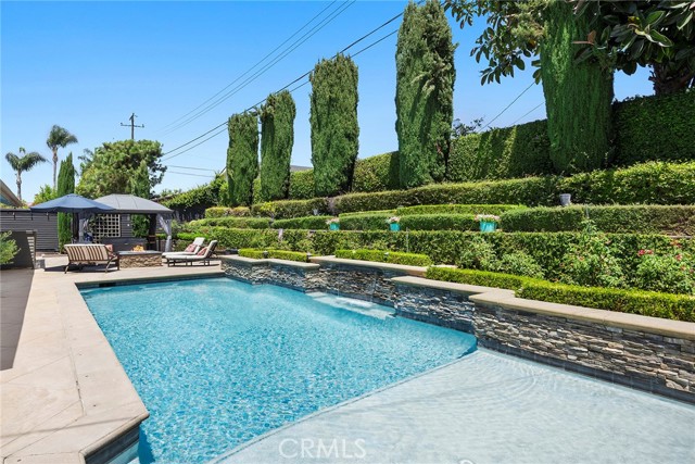 5092 Briarhill Drive, Yorba Linda CA: https://media.crmls.org/medias/accba8f2-7d86-4a67-abd4-96ddd95ceee5.jpg