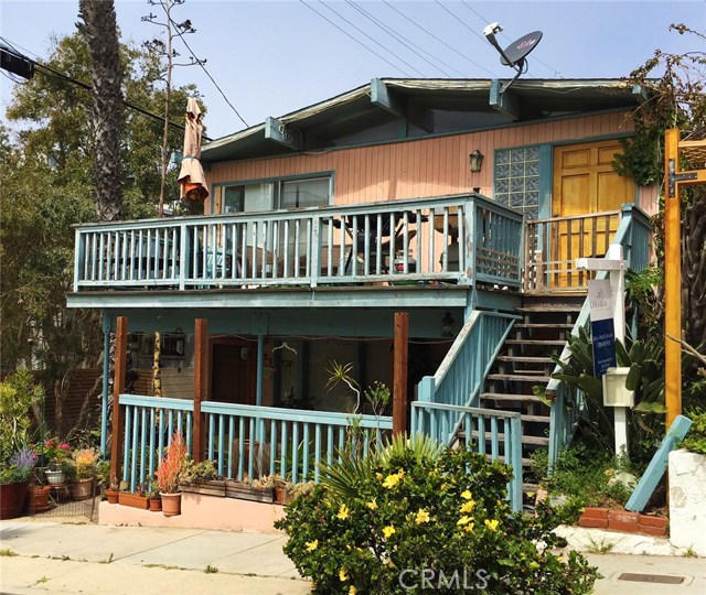 123 34th Street, Hermosa Beach, California 90254, ,Residential Income,Sold,34th,SB17239081