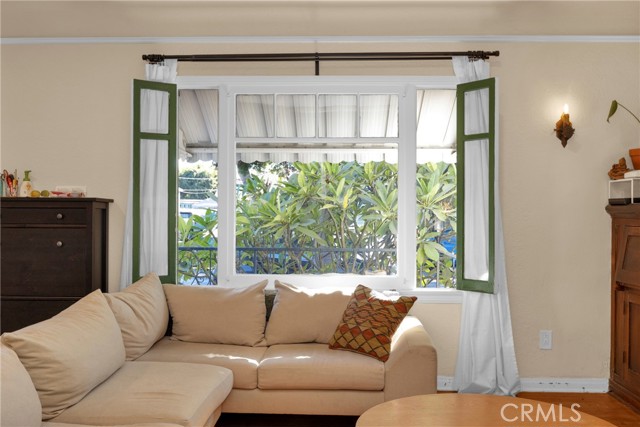 Detail Gallery Image 13 of 54 For 225 E 56th St, Long Beach,  CA 90805 - 3 Beds | 2 Baths