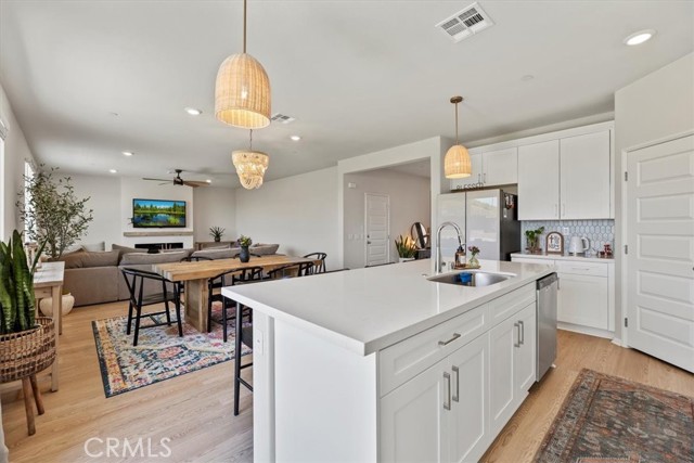 11653 Couples Court, Beaumont CA: https://media.crmls.org/medias/accc0fda-2e77-4bac-ae66-8c0cc6a36858.jpg