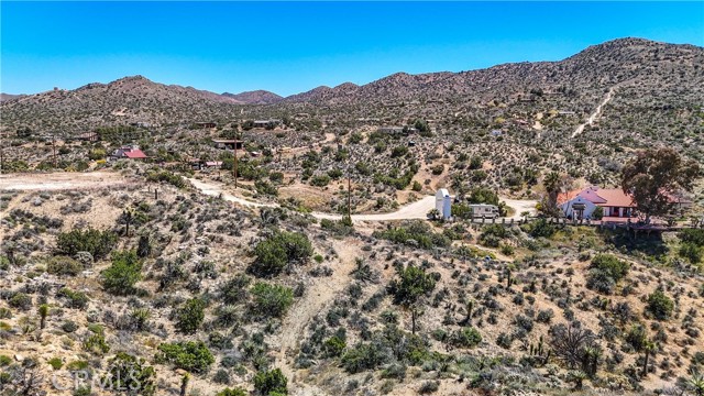Detail Gallery Image 14 of 38 For 54944 Cheechaco Trl, Yucca Valley,  CA 92284 - – Beds | – Baths
