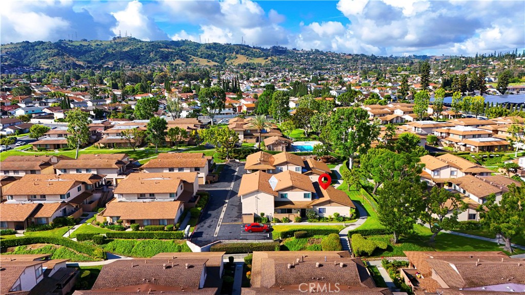 https://media.crmls.org/medias/accd2201-d7c8-4437-a89d-89a0eb544a3e.jpg?preset=X-Large