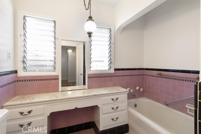 1145 S 4th Street, Alhambra CA: https://media.crmls.org/medias/accd425a-a2a2-4e76-b538-62324d192533.jpg