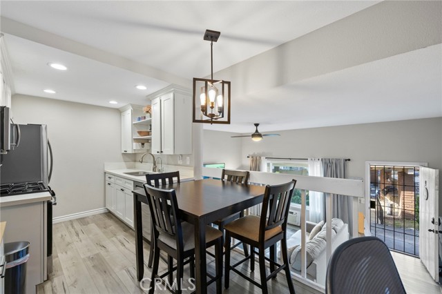 Detail Gallery Image 10 of 22 For 4535 Ramona Ave #9,  La Verne,  CA 91750 - 1 Beds | 1 Baths