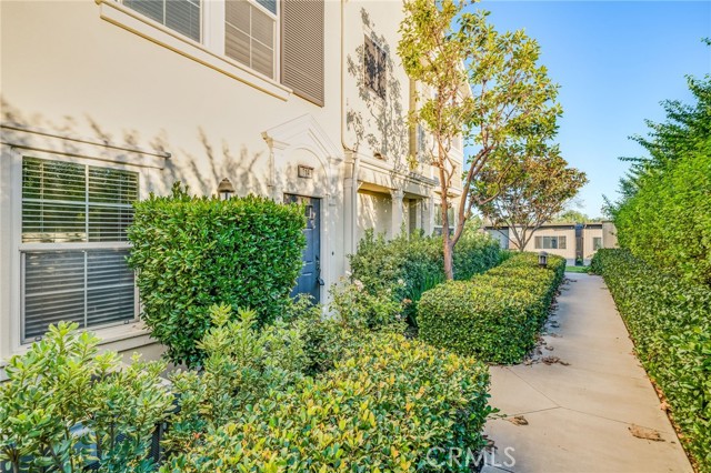 Detail Gallery Image 28 of 32 For 814 Silk Tree, Irvine,  CA 92606 - 3 Beds | 3/1 Baths