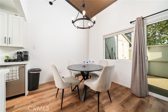 Detail Gallery Image 9 of 24 For 1342 W 8th St, Upland,  CA 91786 - – Beds | – Baths
