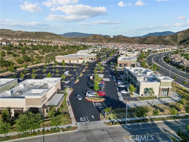 19539 Laroda, Saugus CA: https://media.crmls.org/medias/acd0e629-0585-45b9-b565-90a2f1a8a5ae.jpg