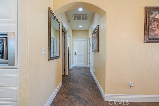 Detail Gallery Image 54 of 67 For 11822 Musgrave Rd, Oak Hills,  CA 92344 - 4 Beds | 4/1 Baths