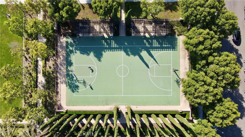 https://media.crmls.org/medias/acd140dd-3979-4ac3-941a-2247cd5957f5.jpg?preset=X-Large