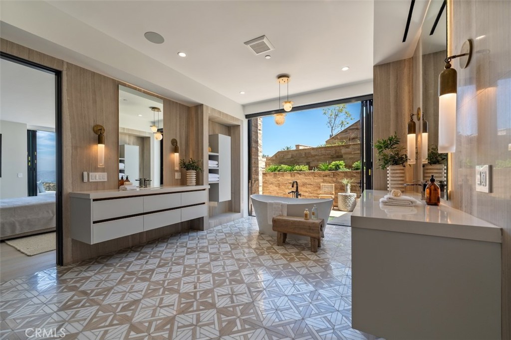 MLS #GD26189482 image #31