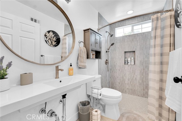 Detail Gallery Image 24 of 32 For 109 Triangle St, Thousand Oaks,  CA 91360 - 3 Beds | 2/1 Baths