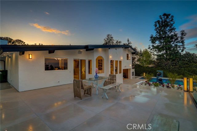 Detail Gallery Image 6 of 75 For 4140 Aleman Dr, Tarzana,  CA 91356 - 4 Beds | 4 Baths