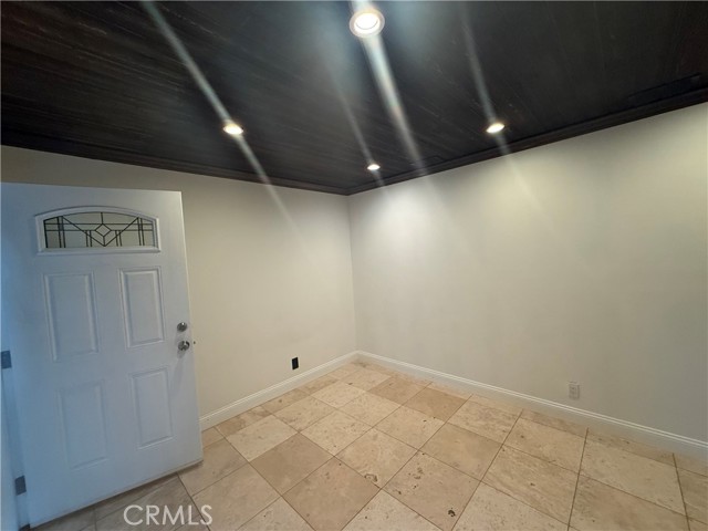 Detail Gallery Image 14 of 18 For 16823 Simonds, Granada Hills,  CA 91344 - 1 Beds | 1 Baths