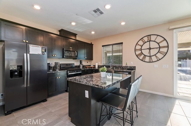 Detail Gallery Image 8 of 32 For 20961 Bison Mesa, Riverside,  CA 92507 - 3 Beds | 2 Baths
