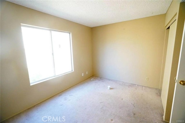 Detail Gallery Image 21 of 26 For 17233 Cerritos St, Fontana,  CA 92336 - 4 Beds | 3 Baths