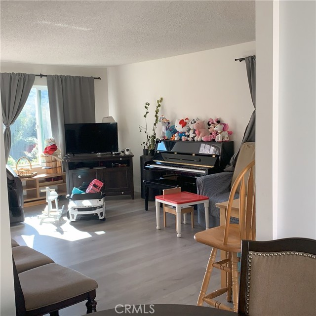 Detail Gallery Image 18 of 40 For 21812 Stonepine, Diamond Bar,  CA 91765 - 3 Beds | 2 Baths