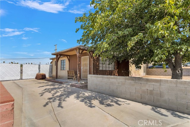 Detail Gallery Image 7 of 46 For 821 S 1st Ave, Barstow,  CA 92311 - 3 Beds | 1/1 Baths