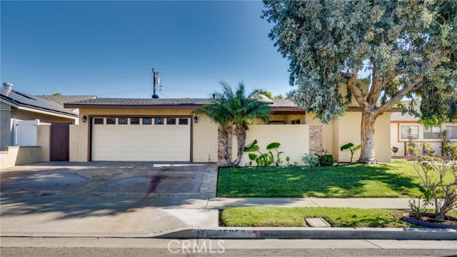 15052 Genoa Circle, Huntington Beach, CA 92647