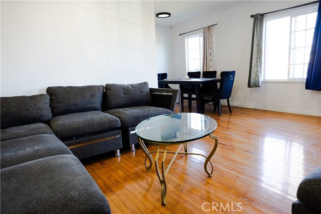 Detail Gallery Image 3 of 22 For 1616 W Palmer, Compton,  CA 90220 - 3 Beds | 2 Baths