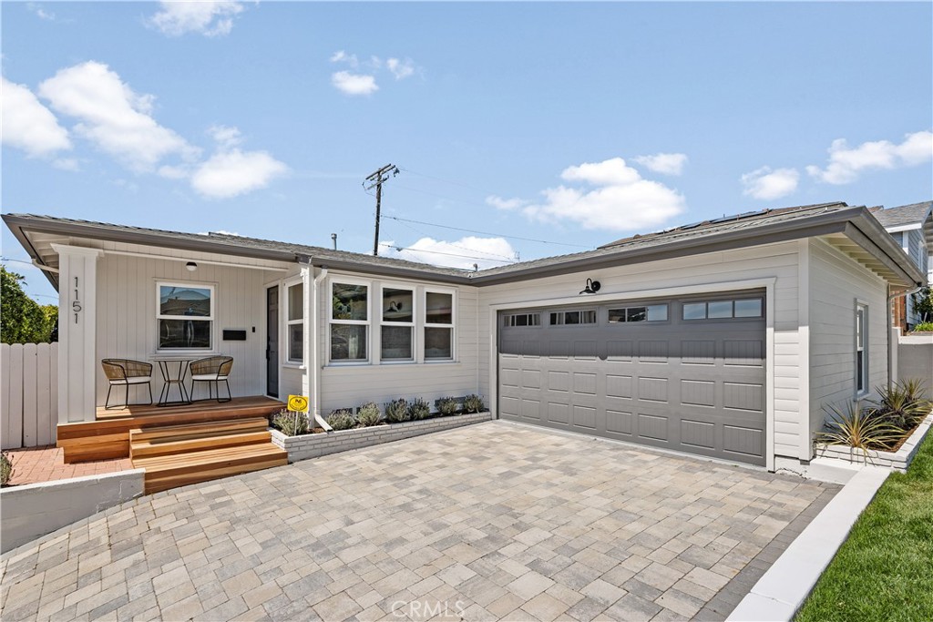 1151 Magnolia Avenue, Manhattan Beach, CA 90266