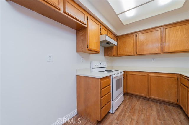 Image 9 of 33 For 63 Carriage Way 239