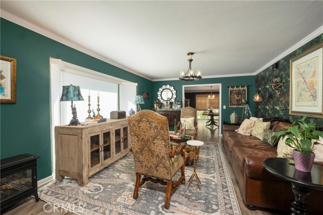 Detail Gallery Image 5 of 69 For 5481 Peacock, Riverside,  CA 92505 - 5 Beds | 2 Baths