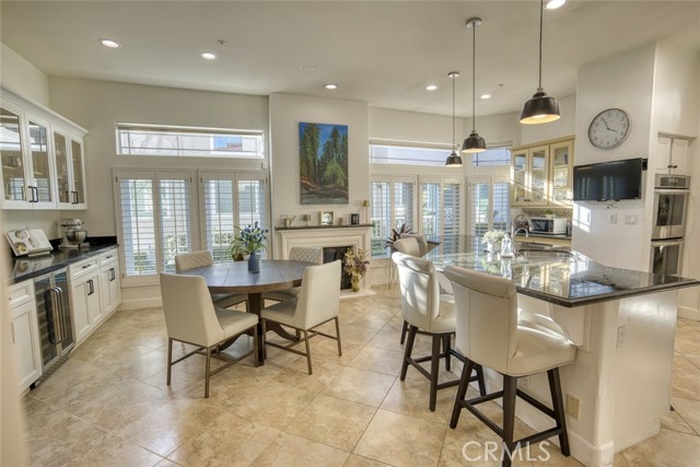 Detail Gallery Image 10 of 32 For 1409 Upland Hills Dr #N,  Upland,  CA 91784 - 2 Beds | 2/1 Baths