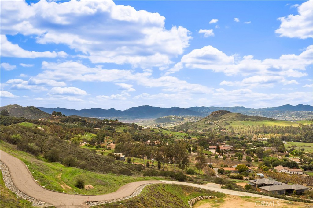Highland Valley Escondido - photo 15