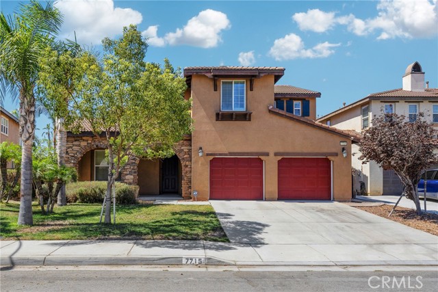 Detail Gallery Image 2 of 25 For 7715 Shadyside Way, Corona,  CA 92880 - 4 Beds | 3/1 Baths