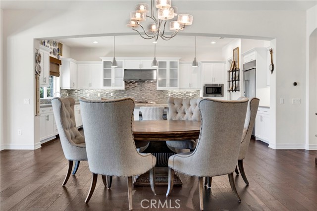 538 Francesca Lane, Glendora CA: https://media.crmls.org/medias/acdc72cf-19d6-4254-9ea3-b25eead03d63.jpg
