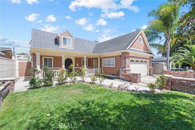 2214 Avalon Street, Costa Mesa CA: https://media.crmls.org/medias/acdd44a5-bbe6-45c9-8197-e6c3604032af.jpg
