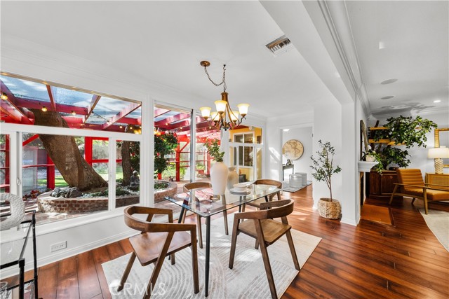 Detail Gallery Image 9 of 38 For 7819 Encino, Northridge,  CA 91325 - 3 Beds | 2 Baths