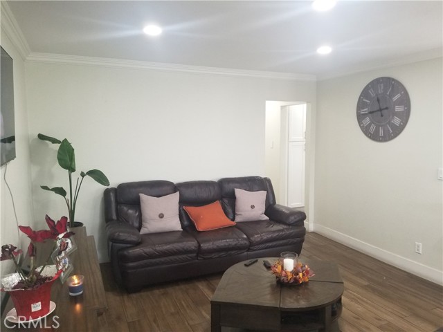11871 162nd, Norwalk CA: https://media.crmls.org/medias/acdd8b7e-0cdf-4944-a341-c8004495b371.jpg