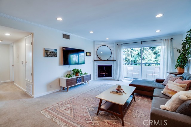 Detail Gallery Image 1 of 36 For 4702 Fulton Ave #303,  Sherman Oaks,  CA 91423 - 2 Beds | 2 Baths
