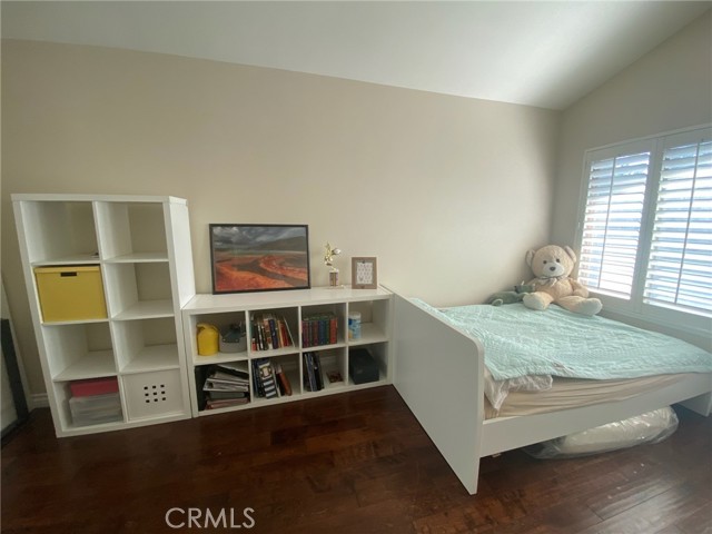 2408 N North Creek Lane, Fullerton CA: https://media.crmls.org/medias/acde6001-7cb8-4d5e-be97-f16595514af8.jpg