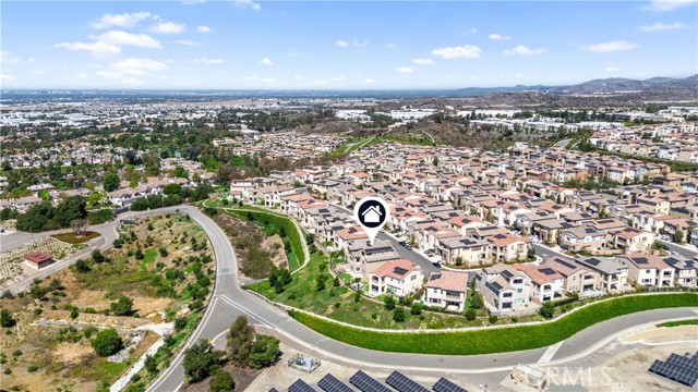 671 Pelion, Lake Forest CA: https://media.crmls.org/medias/acdf53ab-74df-430d-98df-a6989401de3a.jpg